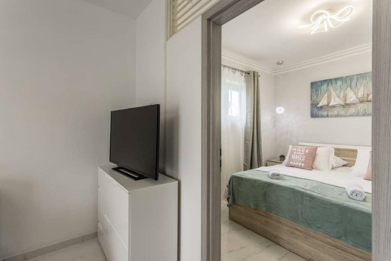 Royal Silver Apartment โวดีเซ ภายนอก รูปภาพ